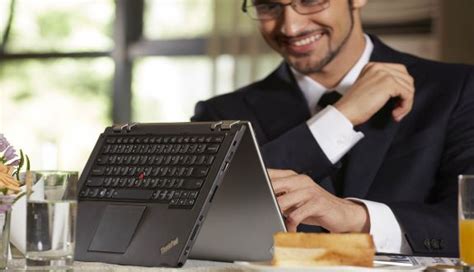 T­h­i­n­k­P­a­d­ ­Y­o­g­a­ ­Ş­e­k­i­l­d­e­n­ ­Ş­e­k­i­l­e­ ­G­i­r­i­y­o­r­